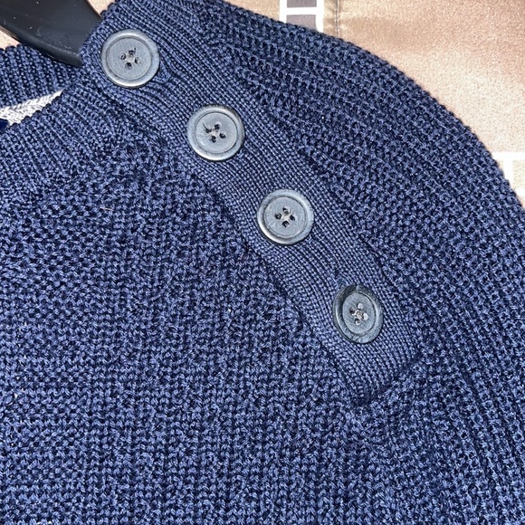 NWT, Nautica Sweater, size L - Picture 3 of 6